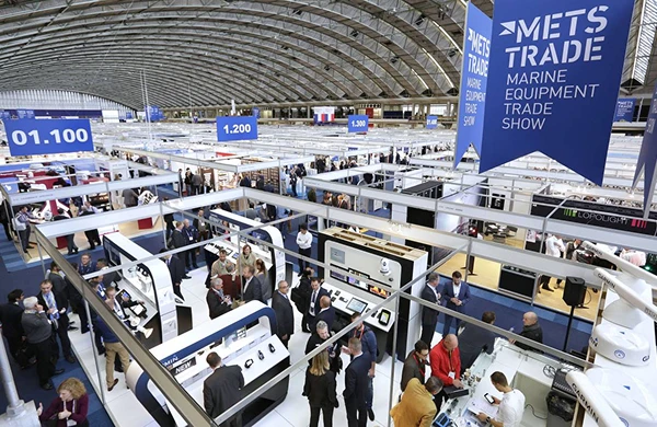 Bowman engineers meeting marine buyers at METSTRADE 2024 Bowman engineers meeting marine buyers at METSTRADE 2024