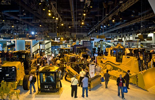 Bowman team meeting equipment operators at CONEXPO 2026 Bowman team meeting equipment operators at CONEXPO 2026